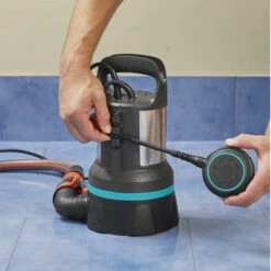 Gardena Dompelpomp 11000 -Gardena 123 22