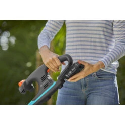 Gardena 18V Heggenschaar EasyCut (P4A) Incl. 2.0Ah Accu + Lader 8 Gardena 18V Heggenschaar EasyCut (P4A) Incl. 2.0Ah Accu + Lader -Gardena 123 320